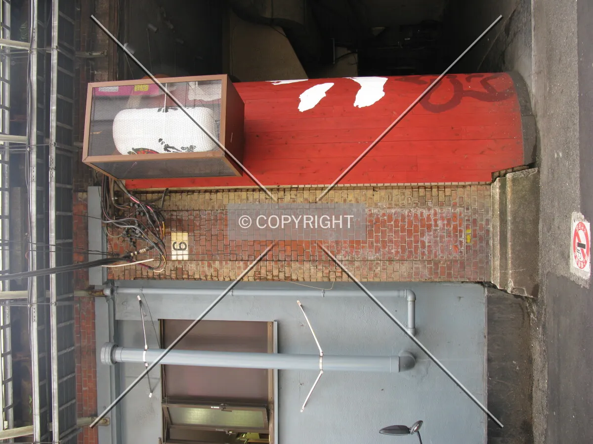 Photo 280-446-066