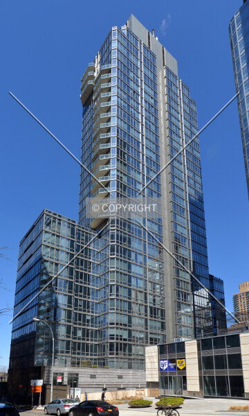 Photo 281-011-372