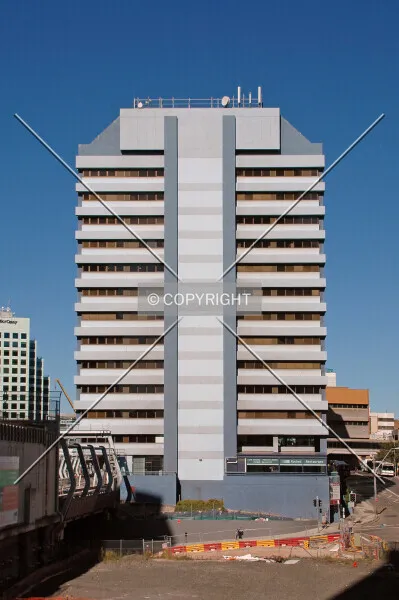 Photo 281-183-877