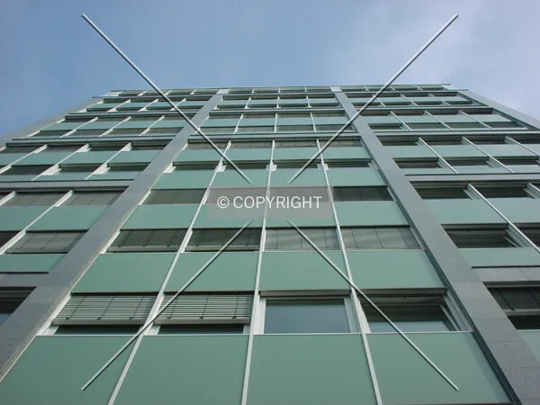 Photo 281-240-698