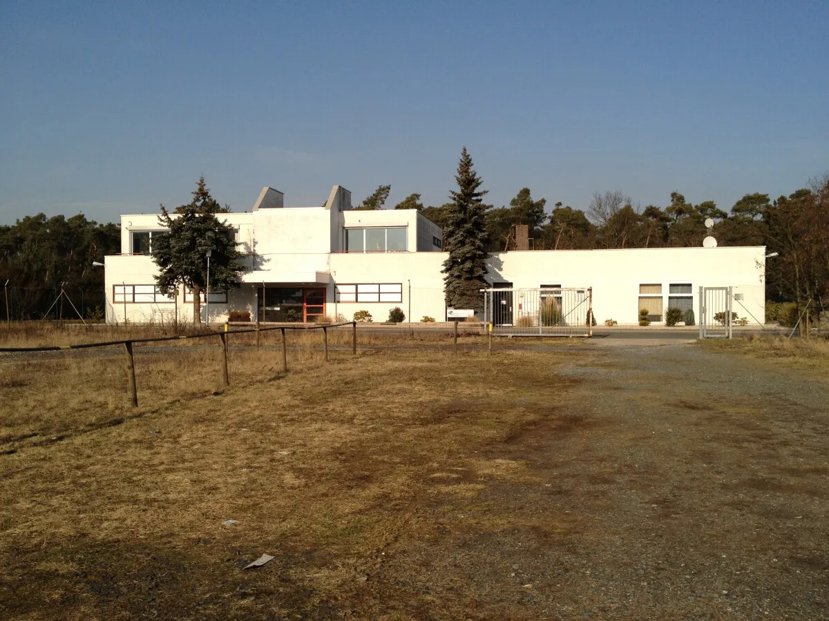Photo 281-451-428