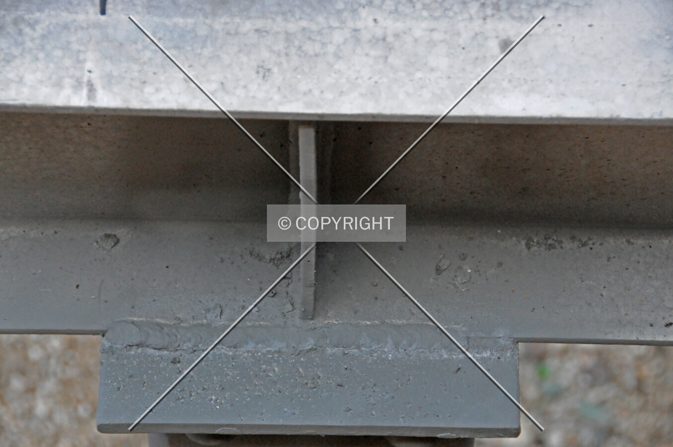 Welded beam and column connection for the pedestrian walkway over Carroll Avenue at Wells Street