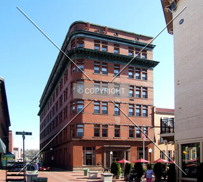 Lila Building