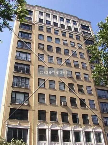 442 West Wellington