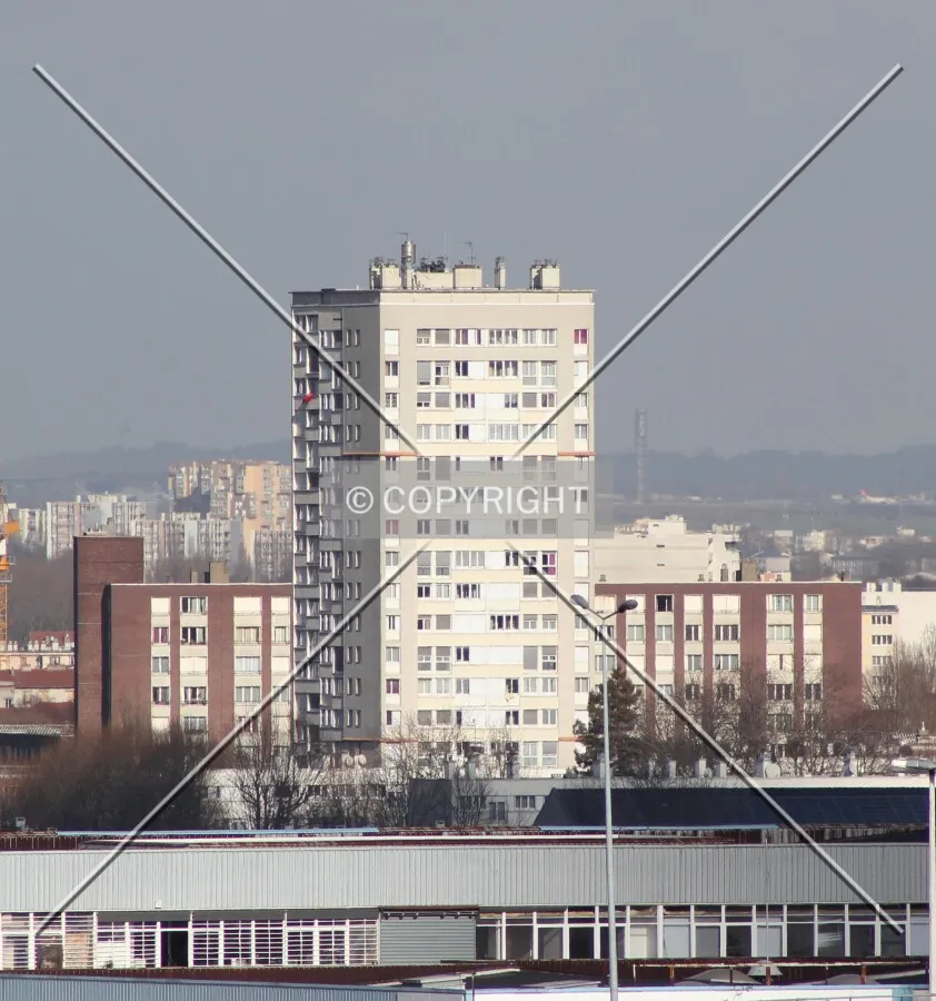 South view from Rosny-sous-Bois.