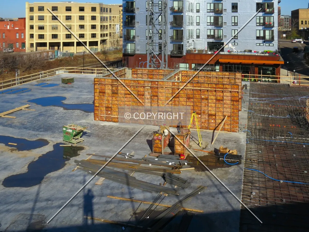View from the 3rd Street North viaduct to Interstate 94 West