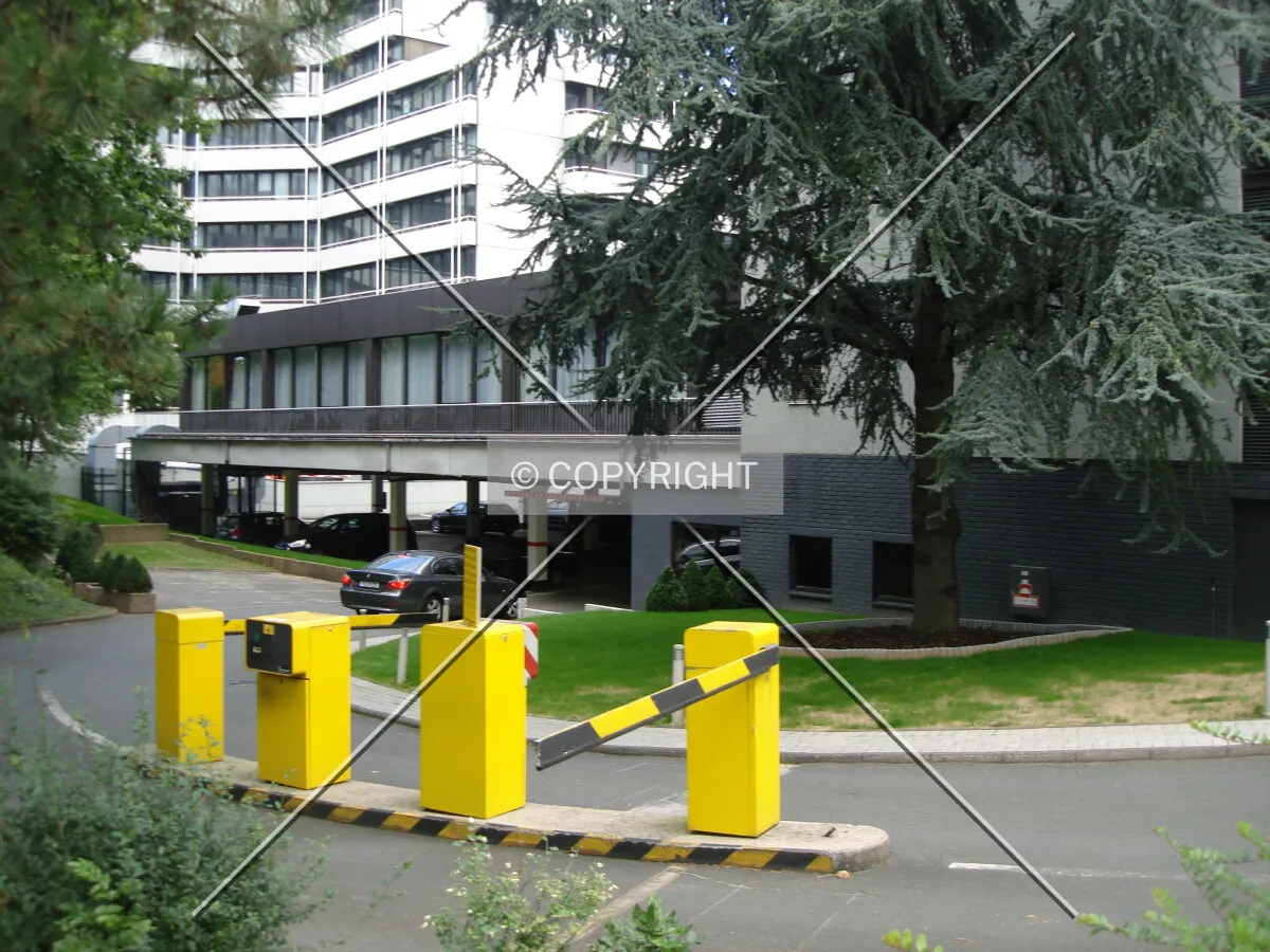 Entrance to car park