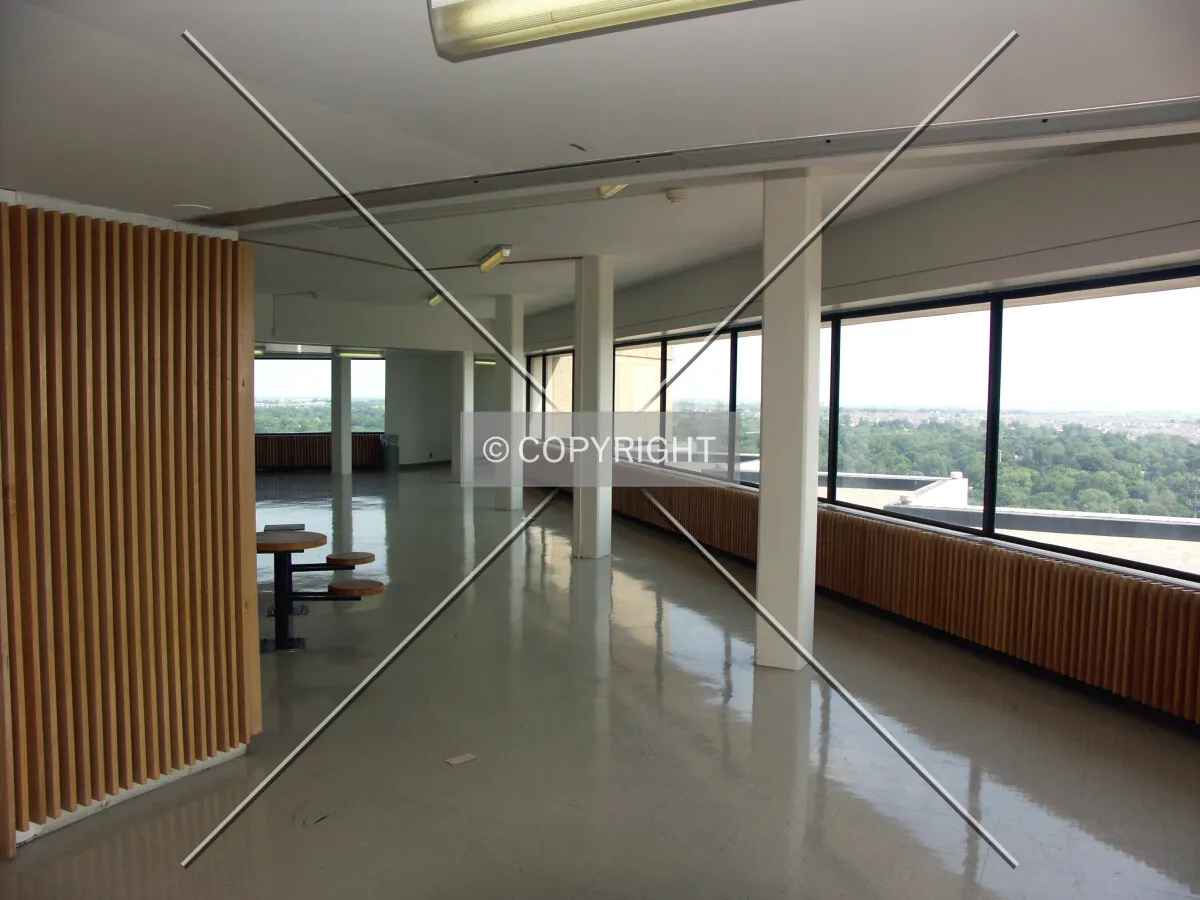 Lobby on 28th floor