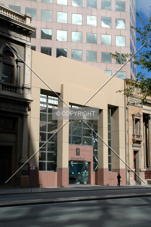 Currie Street entrance