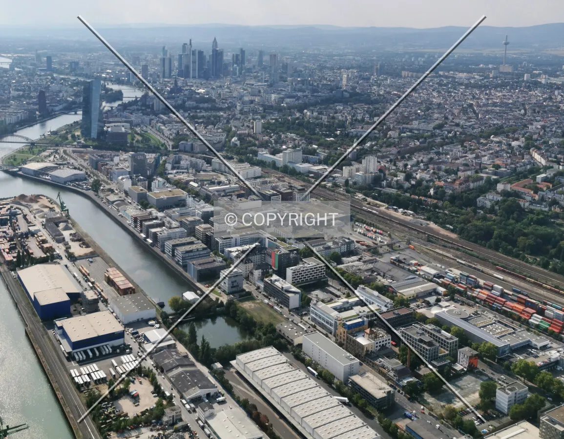Flight with a helicopter over Frankfurt