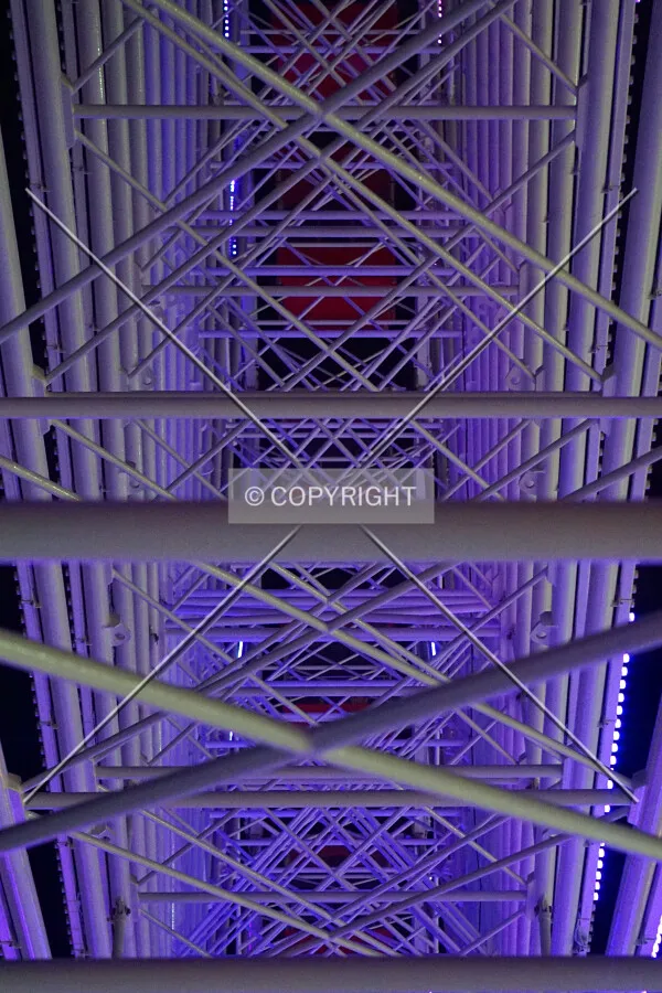 Night view through the center of the Ferris wheel; October 22, 2016