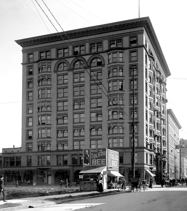 Vintage view from the northwest