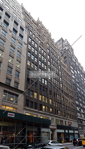 Photo 292-270-822