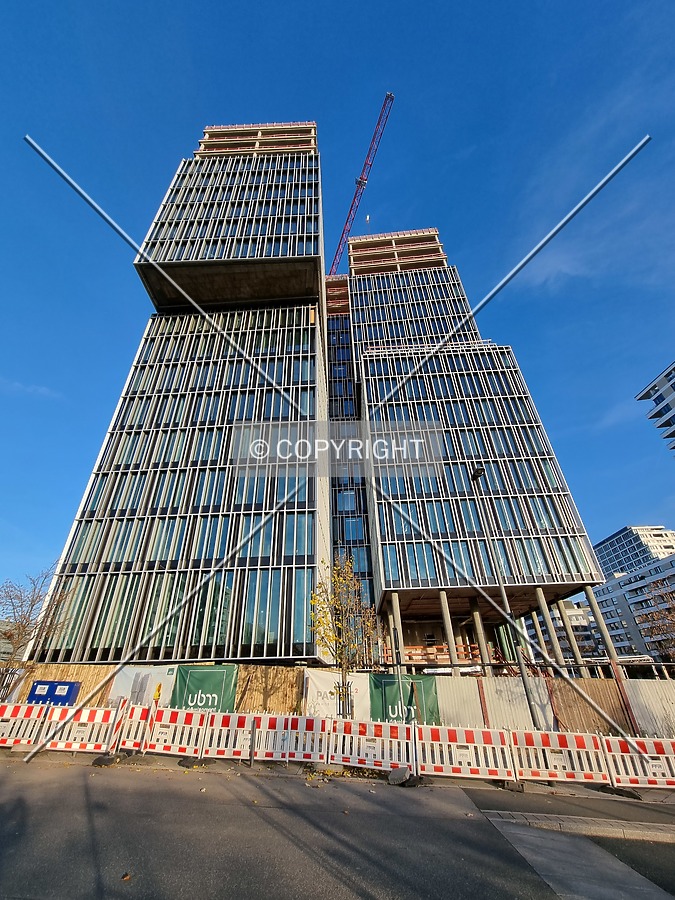 Photo 292-457-425
