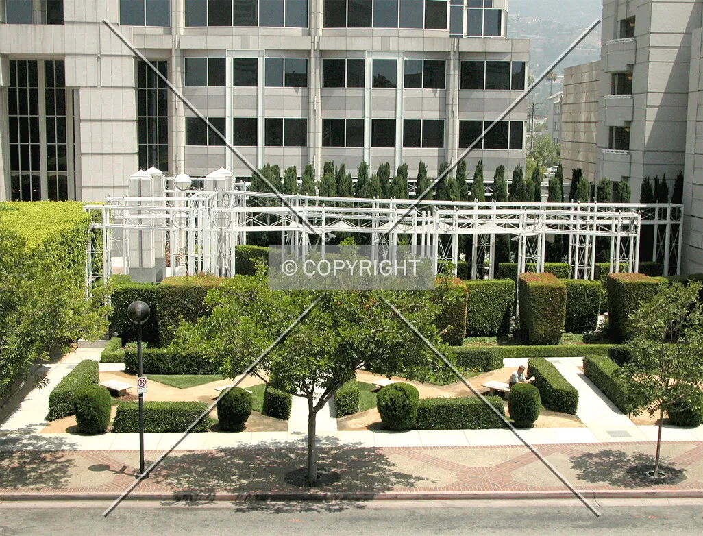 Buidling's landscaped plaza