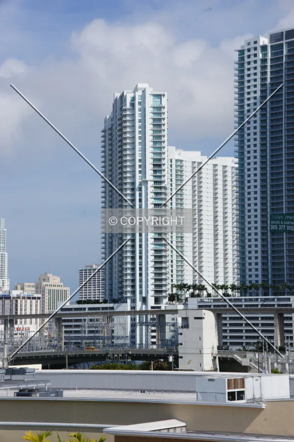 Photo 294-392-537