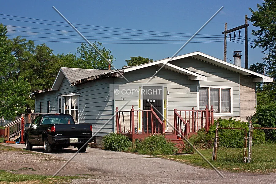 Photo 296-675-944