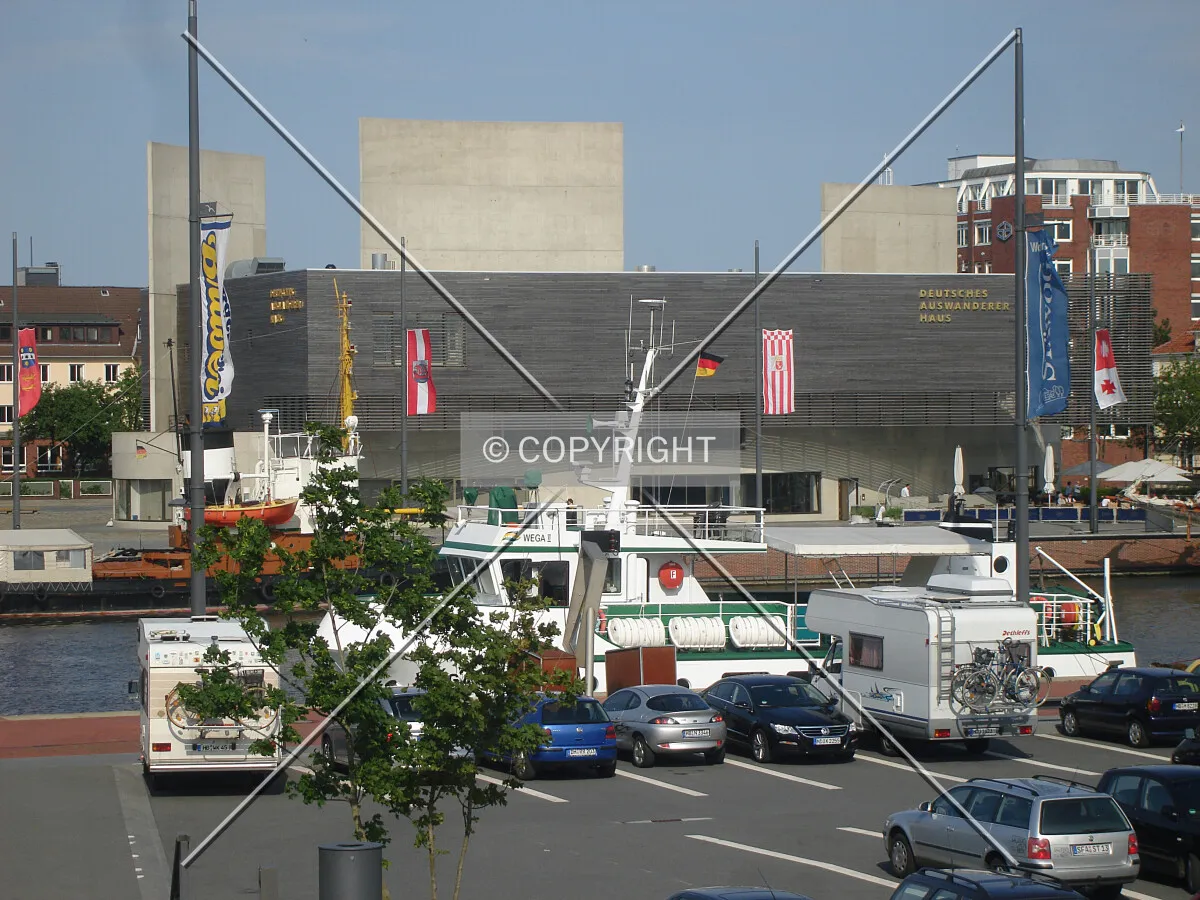 Photo 297-038-979