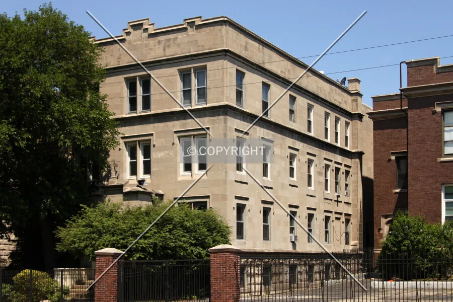 Photo 297-295-822