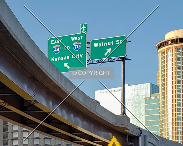 Photo 297-627-389