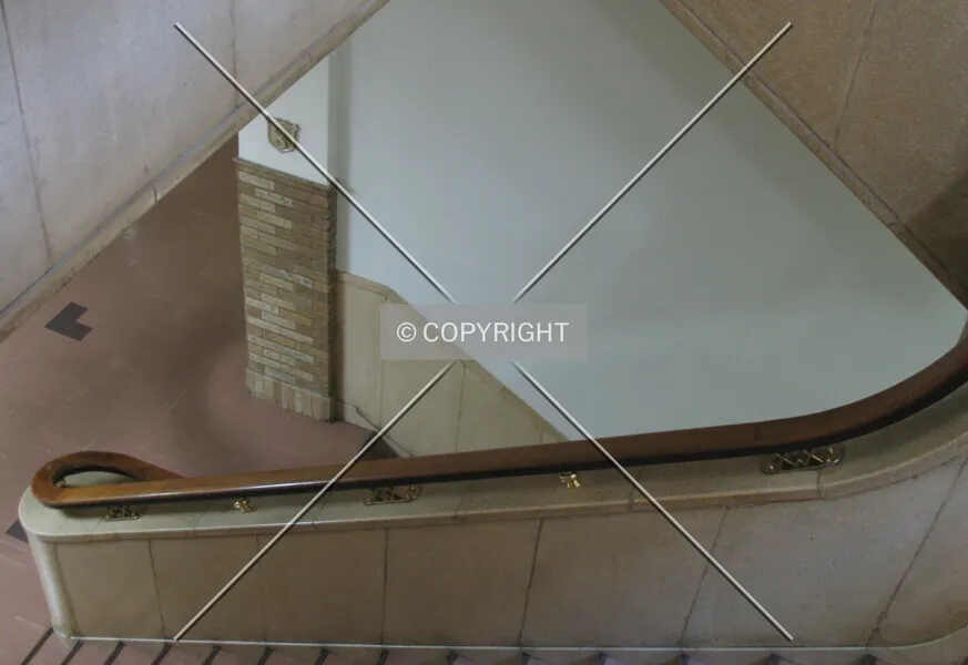 Photo 298-207-017