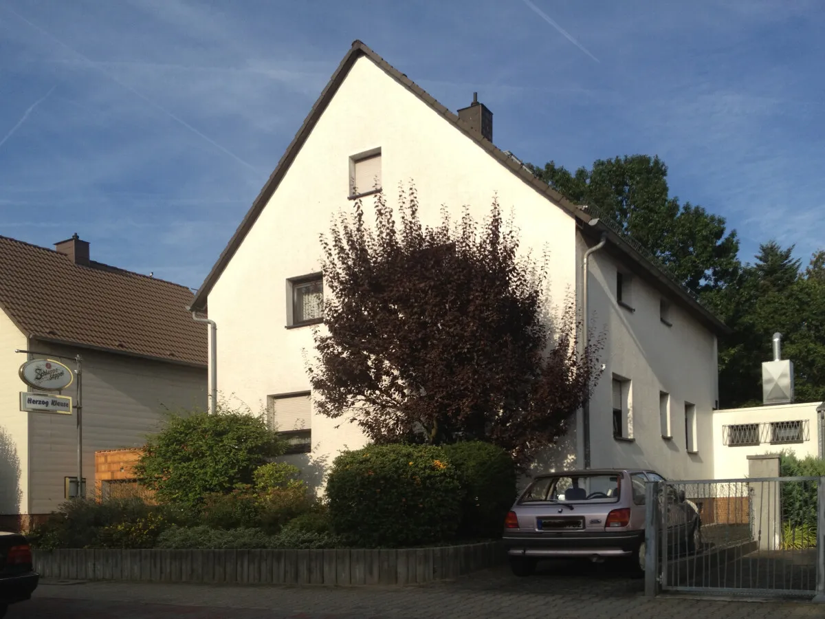 Photo 299-221-852