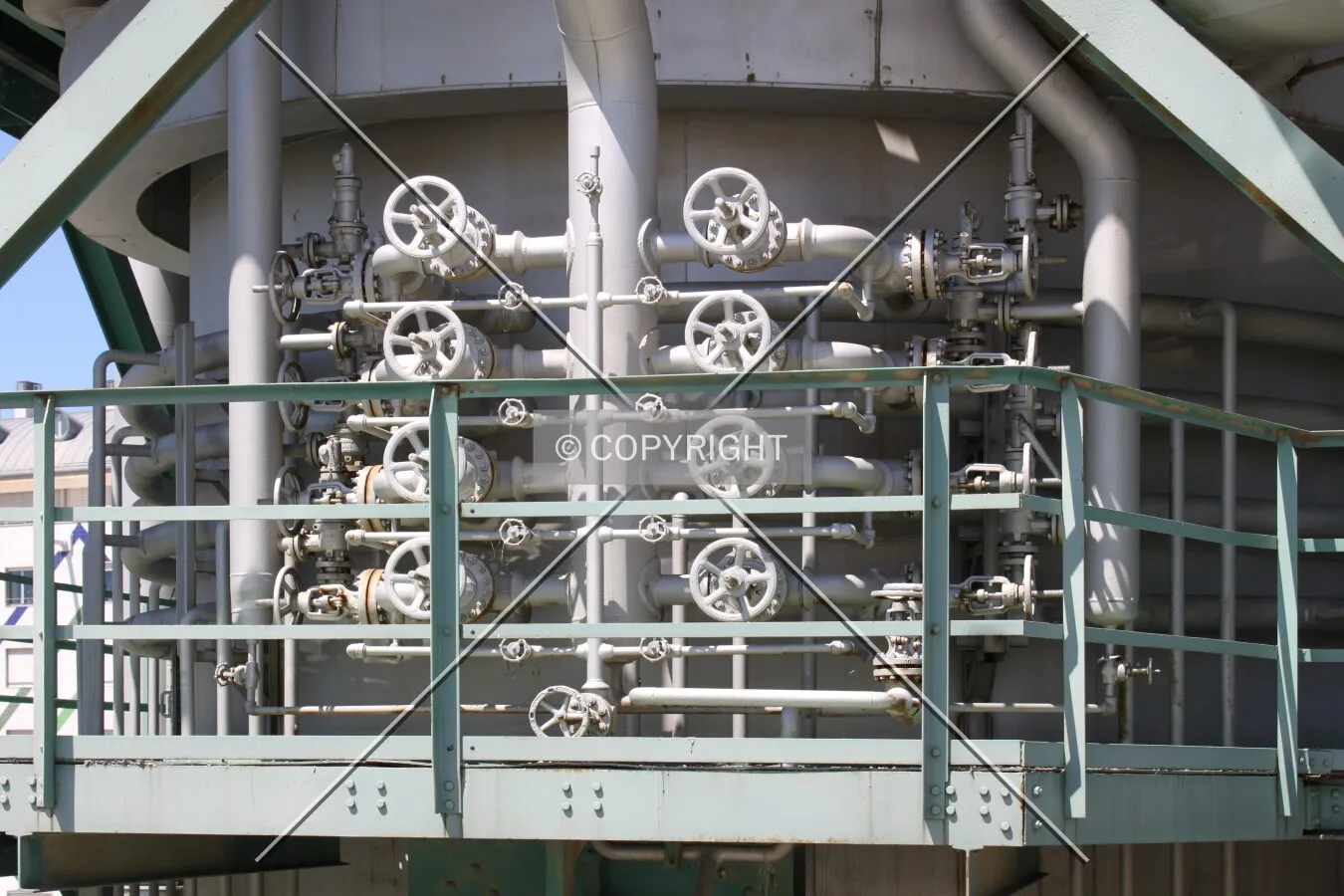 Photo 299-250-066