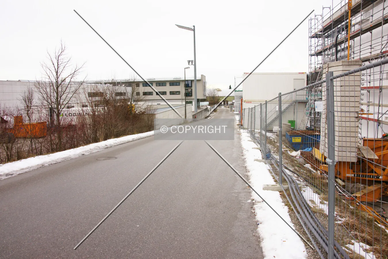 Photo 299-790-441