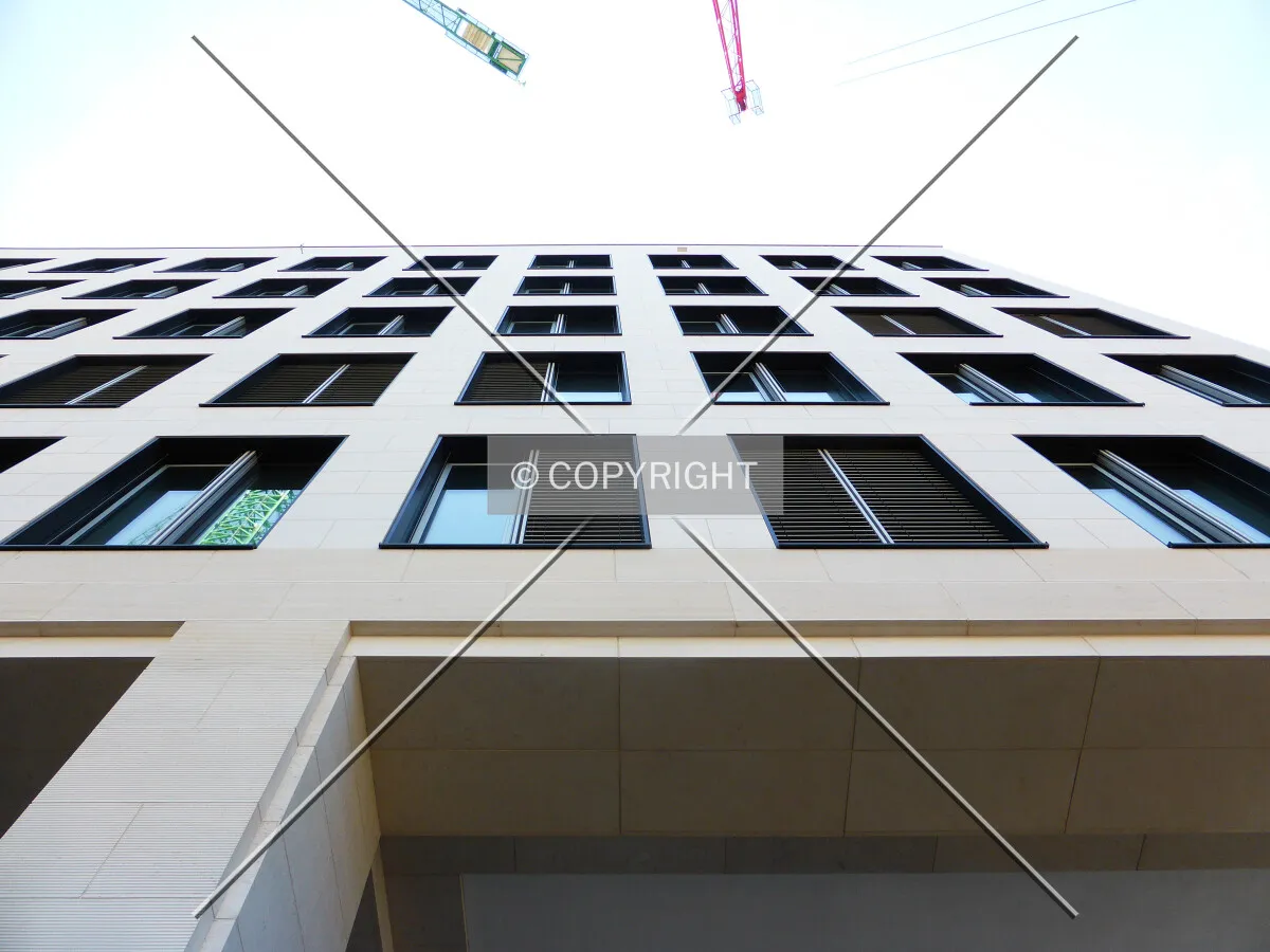 Photo 300-728-011