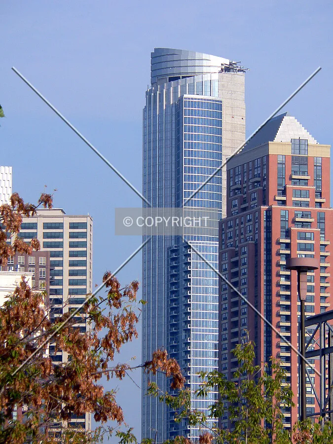 View to the east from the Chicago River