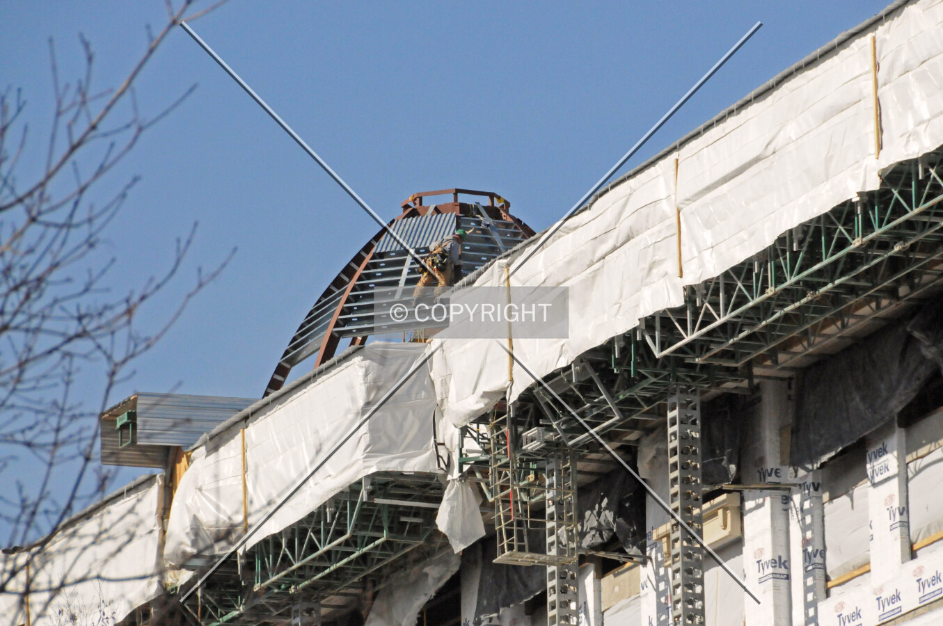 Masonry scaffold at the top of the south facade