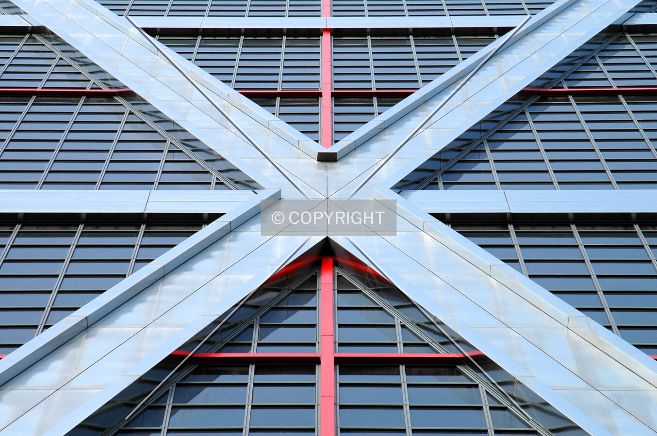 Detail on the east side