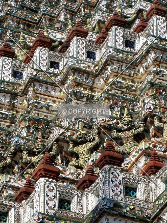 The Chinese porcelain ornamentation