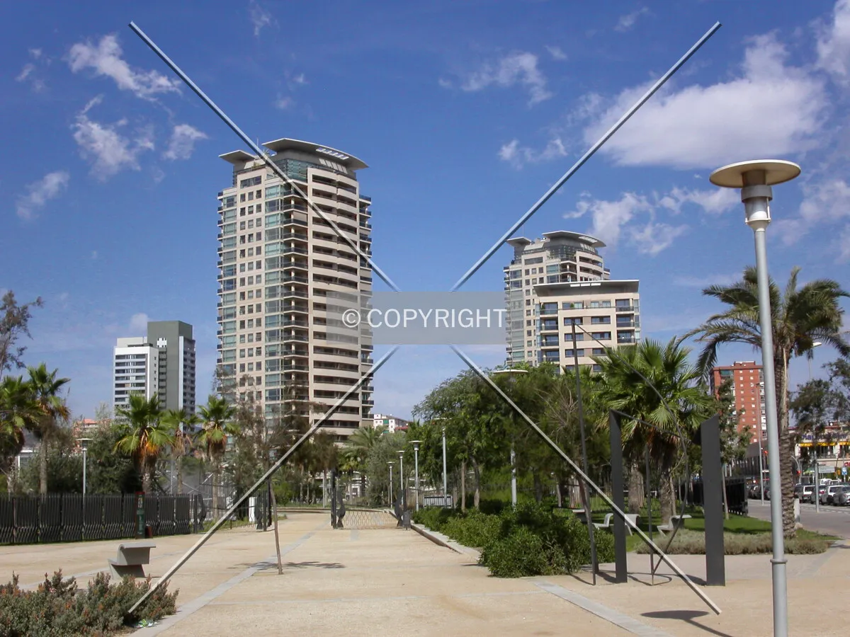 Looking west from Paseo Maritimo