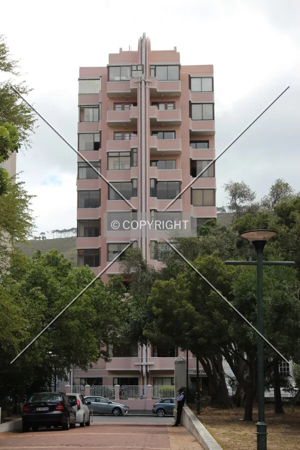 Full height view from Museum Road