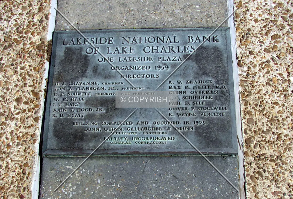 Dedication plaque in the plaza