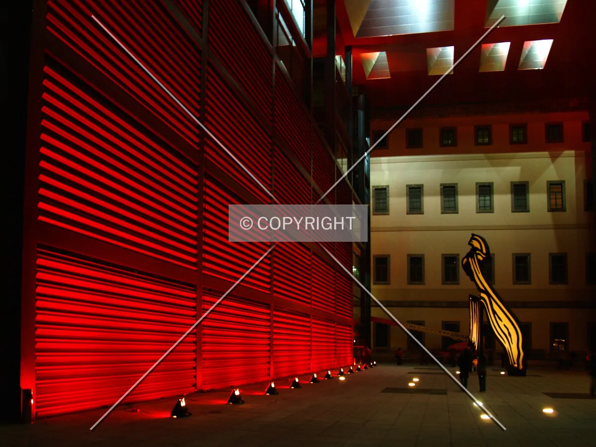 Cortyard's night illumination