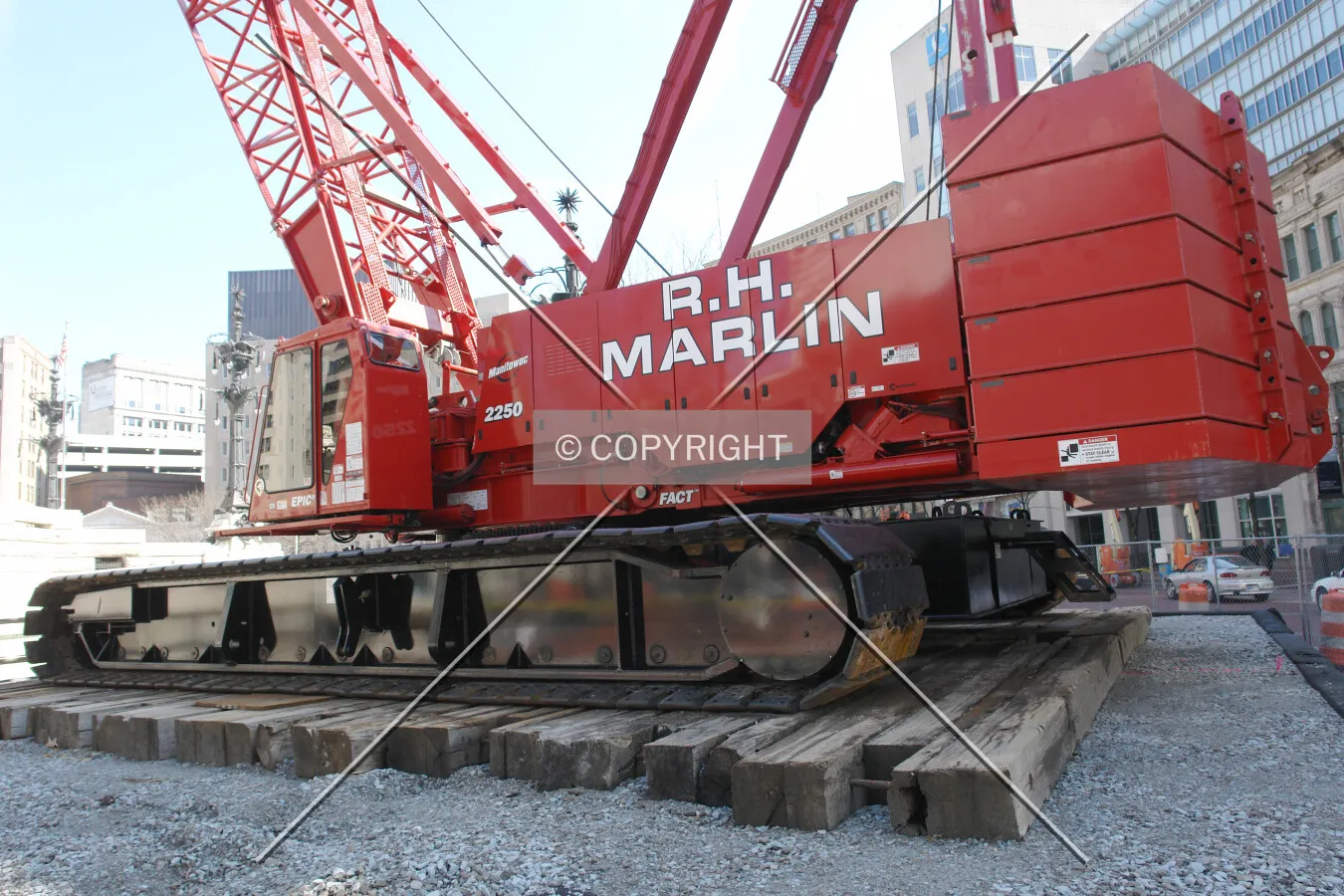 R.H. Marlin crane