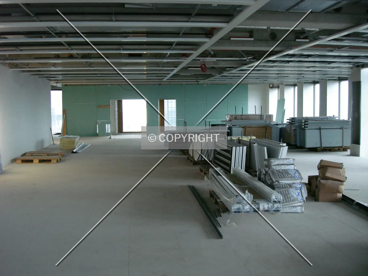 Typical column-free floor