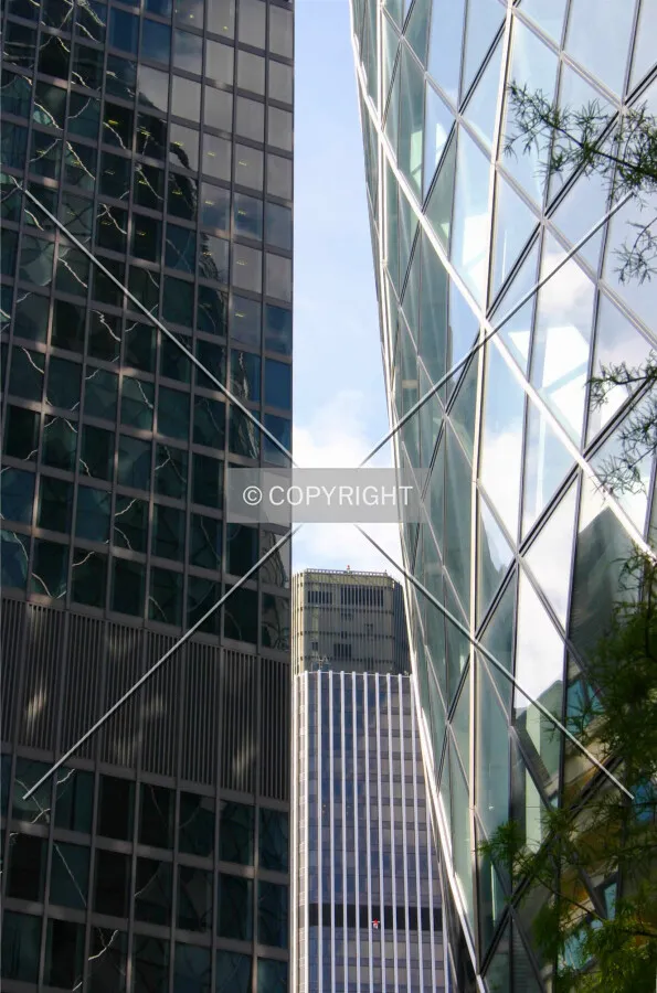 Mixed façade styles in the City