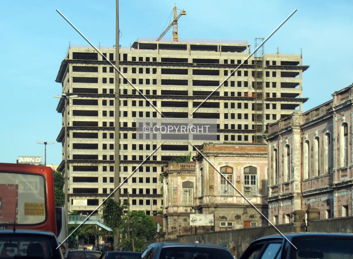 Distant view from Avenida Presidente Vargas