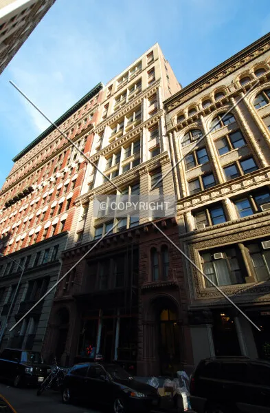 Photo 320-988-362
