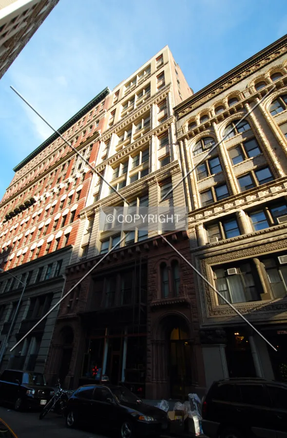 Photo 320-988-362