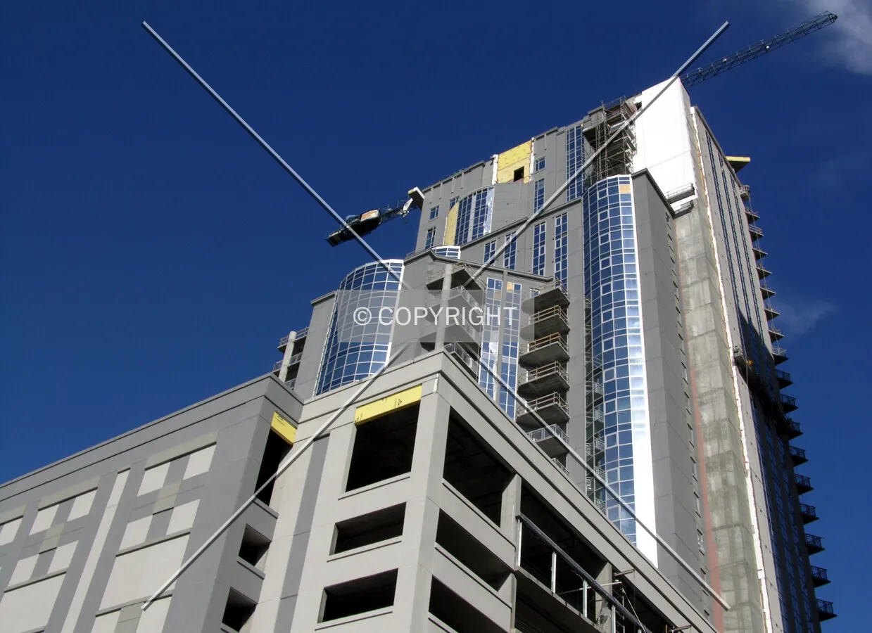 Looking up the southeast corner from Poplar Street