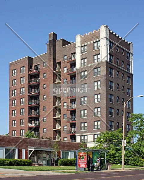 Photo 324-032-732