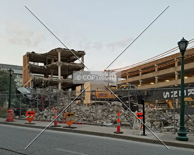 Photo 324-216-470