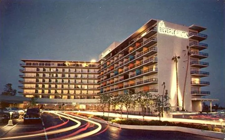 Vintage view at night