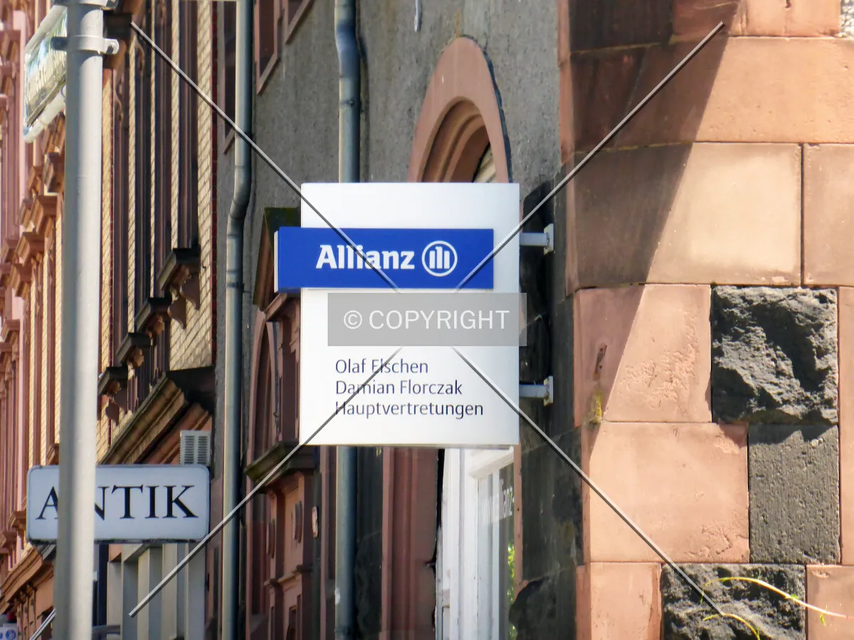 Allianz insurance company service point