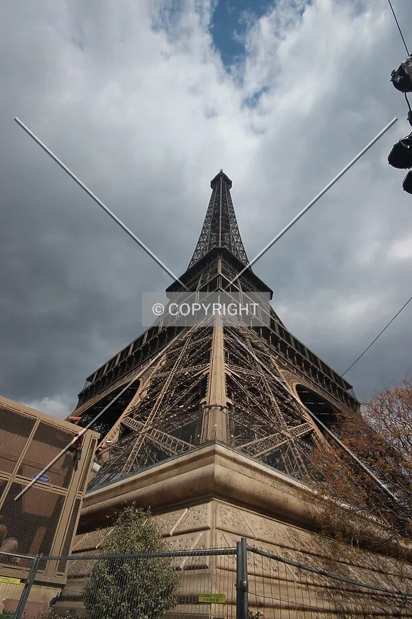 Looking up the south leg.