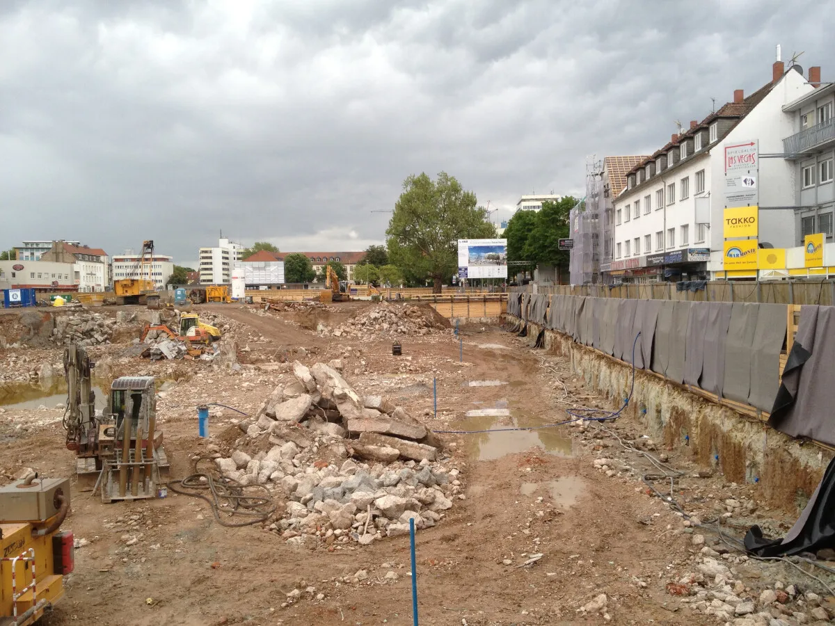Photo 325-049-741